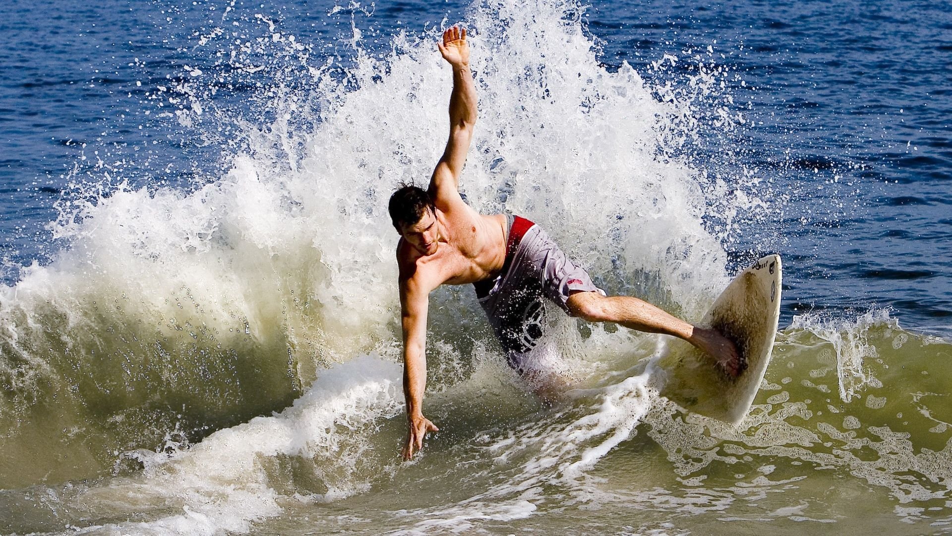 技术节奏图显示蛙泳冠军控制完美,蛙泳冠军视频欣赏