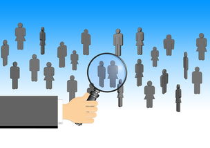 开云体育下载-比赛中阵容调整是否能带动进攻节奏，如何选择比赛阵型